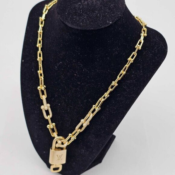 Auth Louis Vuitton Lock & Key w/unbranded 925 Pure Silver Gold plated Necklace - Picture 2 of 16